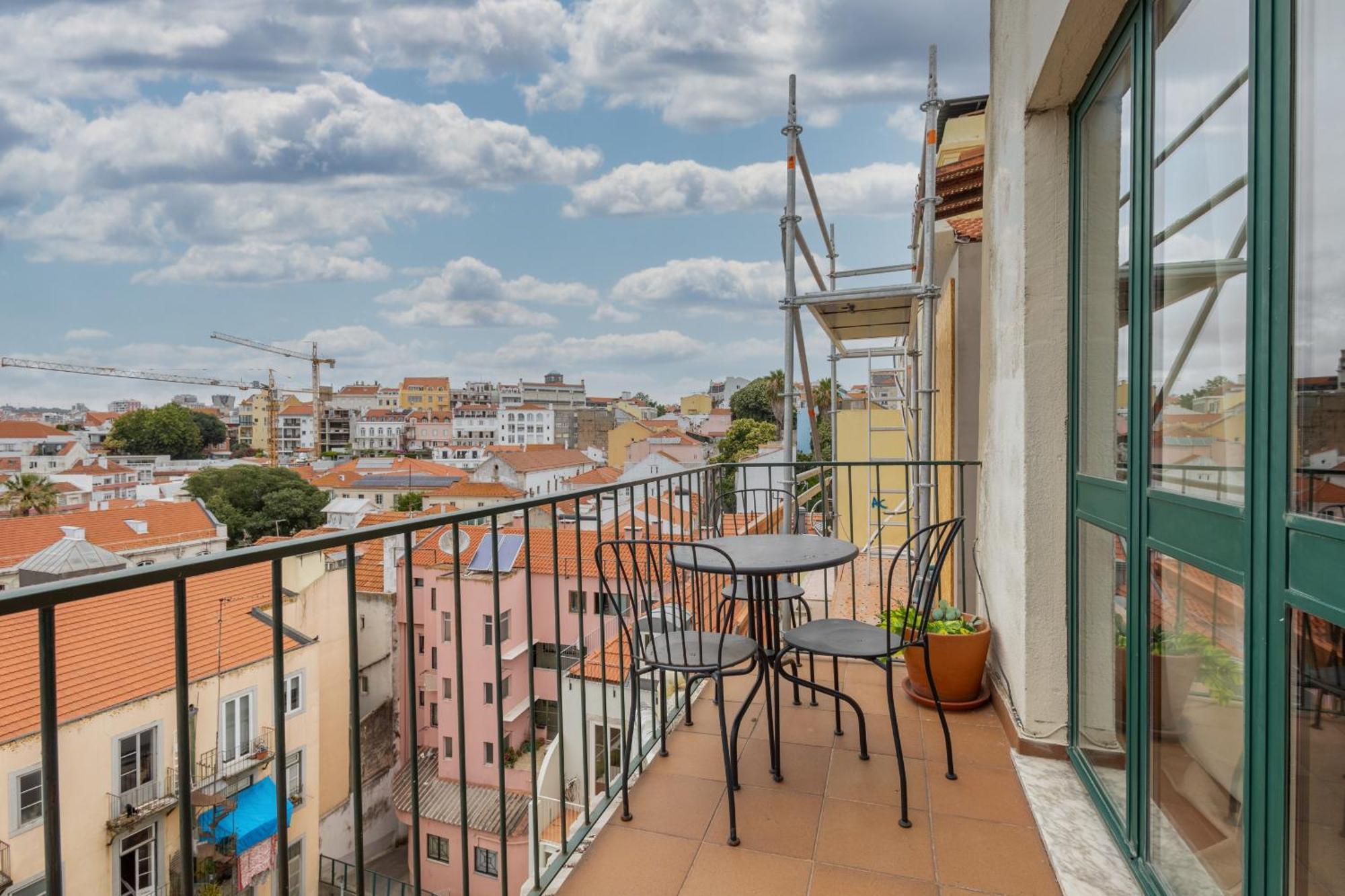 Beguest Bairro Alto City View Apartment Lisboa Exteriör bild